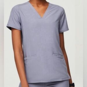 LTD ED COLOR! Figs Women’s Casma Top, Size: XL, Color: Vapor Blue Space Dye